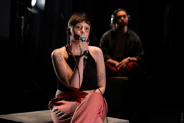 Marie Szersnovicz – Scénographie & costumes