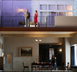 Marie Szersnovicz – Scénographie & costumes