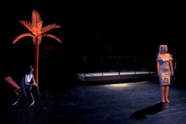 Marie Szersnovicz – Scénographie & costumes