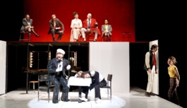 Marie Szersnovicz – Scénographie & costumes