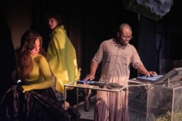 Marie Szersnovicz – Scénographie & costumes