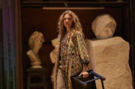 Marie Szersnovicz – Scénographie & costumes